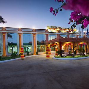 Su Tine San Royal Palace Hotel